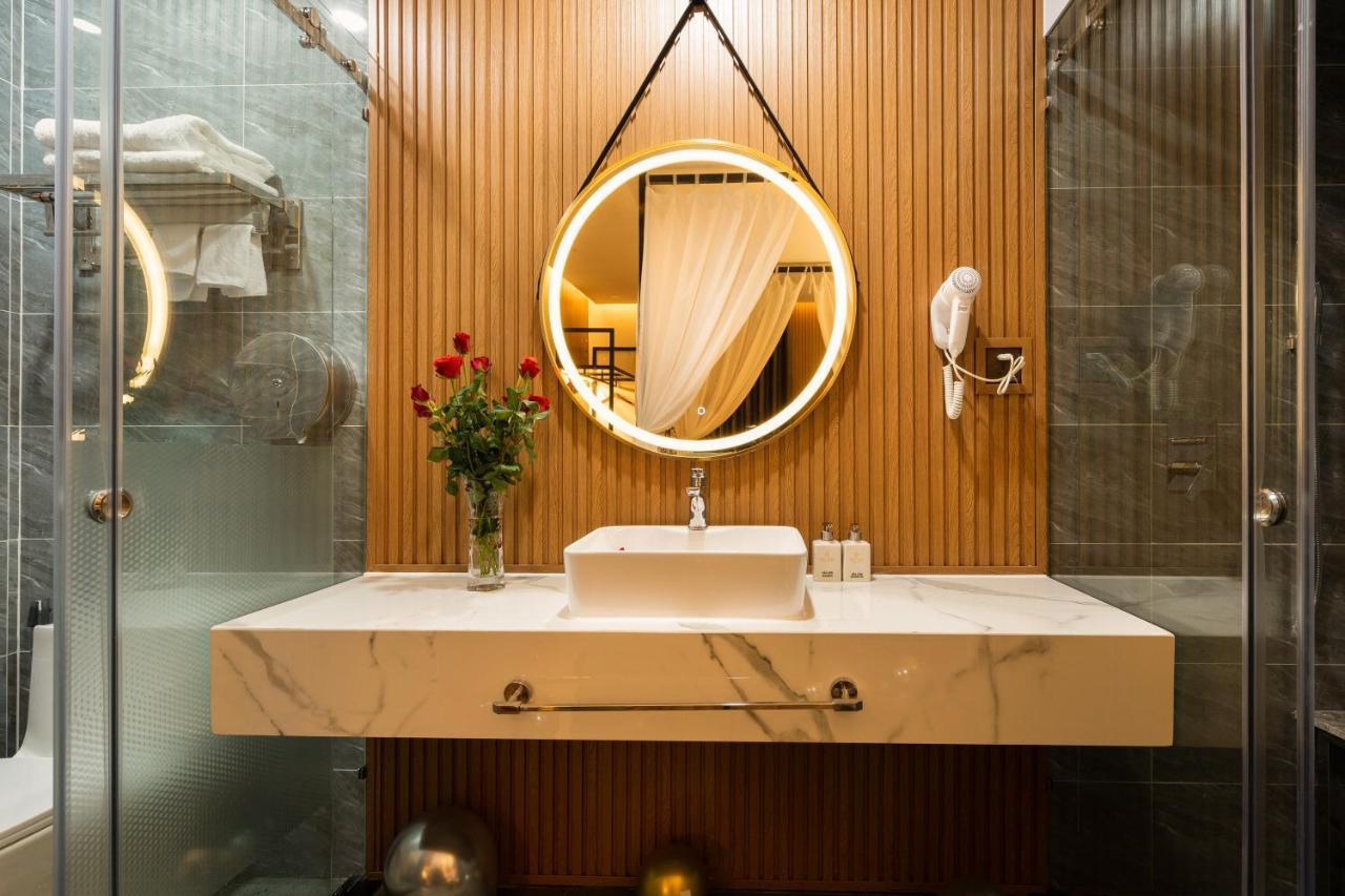 Micasa Hotel Ho Chi Minh City Bagian luar foto
