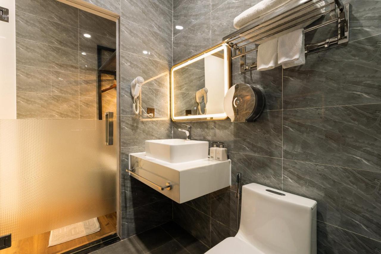 Micasa Hotel Ho Chi Minh City Bagian luar foto