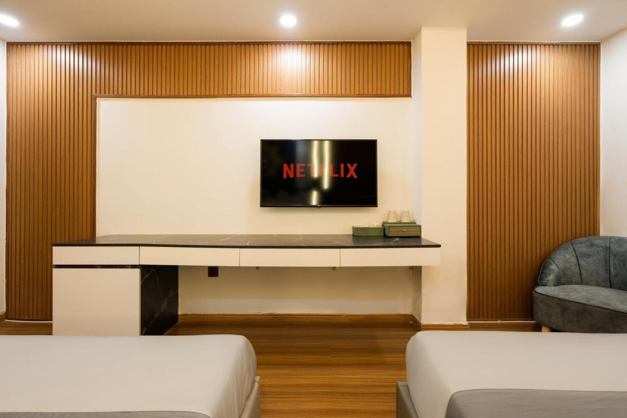 Micasa Hotel Ho Chi Minh City Bagian luar foto
